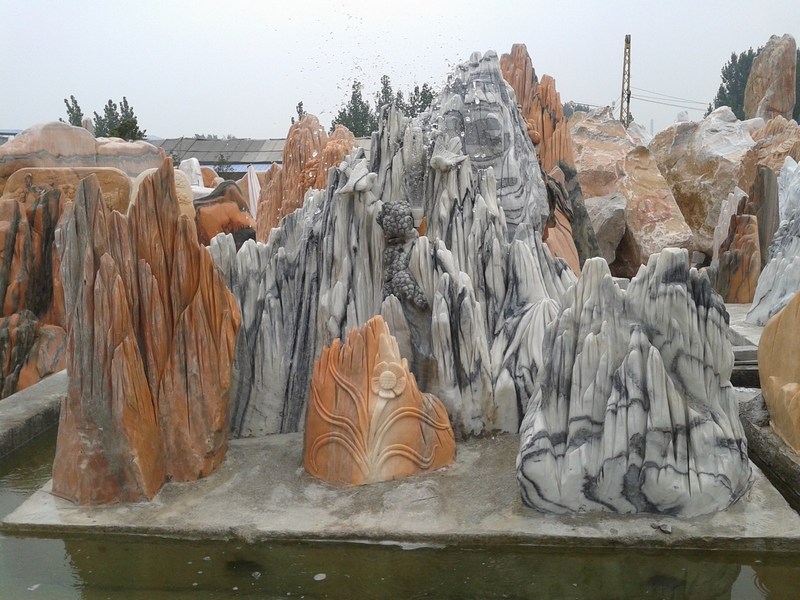 南阳五彩石假山