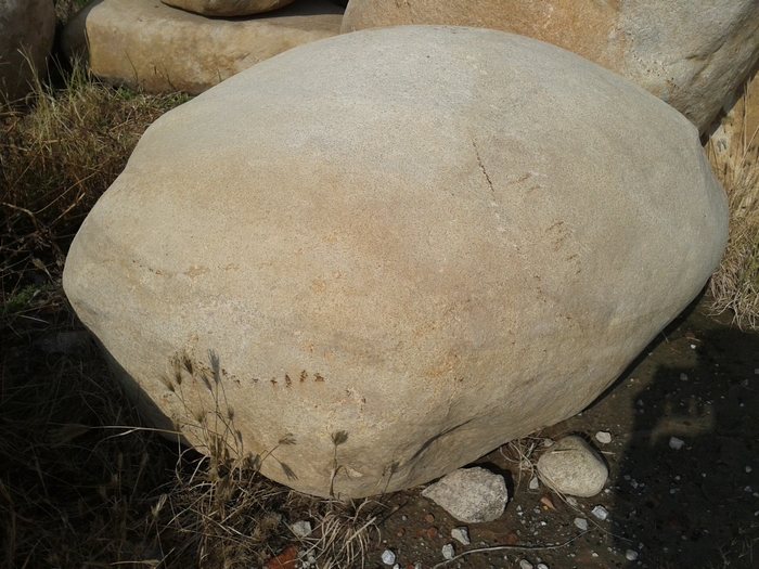 河南鹅卵石、草坪石那里买？